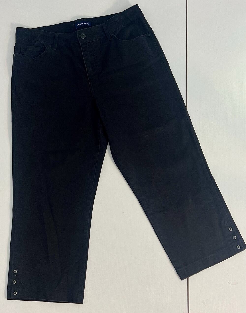 Bandolino Mandie Cropped Jeans Womens 10 Dark Wash Blue Straight Leg Denim Pants